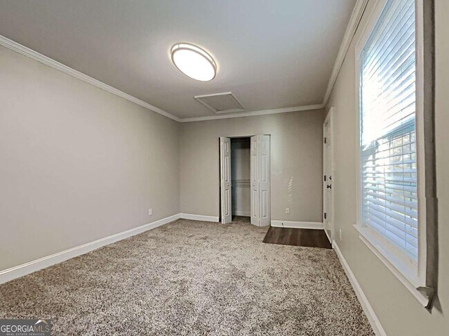 Building Photo - 968 Country Oaks Ct