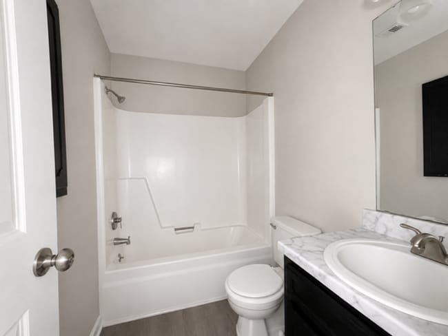 Building Photo - 4414 Bonnell Dr NW