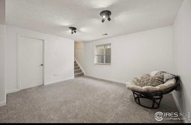 Building Photo - 304 E Nebraska Ave