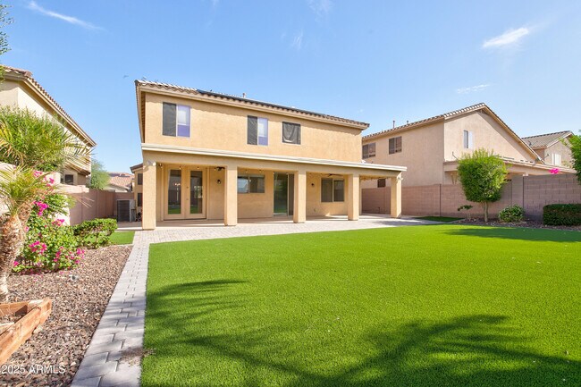 Building Photo - 2237 W Bonanza Ln