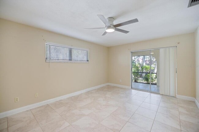 Building Photo - 5151 Oakmont Pl
