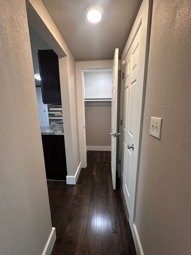 Building Photo - 3BR/2BA Rent to Own Home with Large Garage
