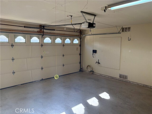 Building Photo - 28311 Ave Francesca