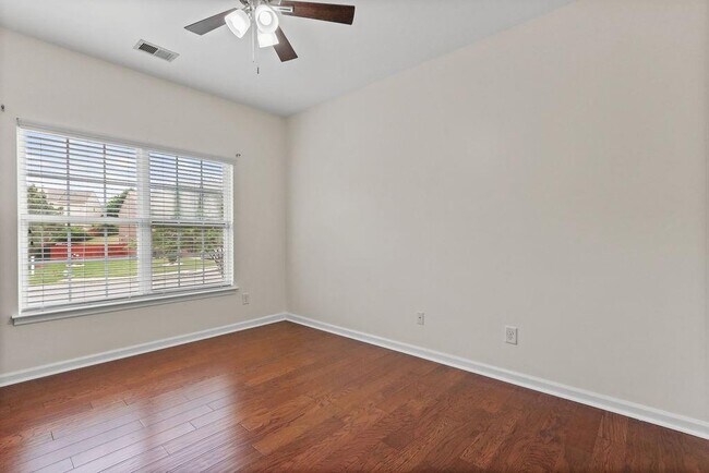 Building Photo - 1555 Buckskin Trail