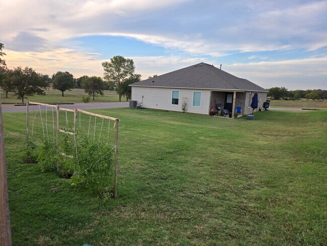 Building Photo - 1401 Madison Ave