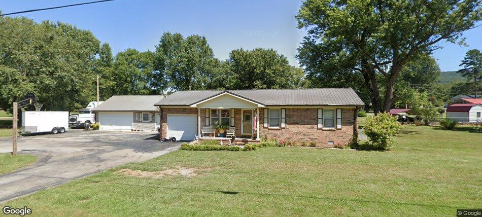 Primary Photo - 766 Southside Dr