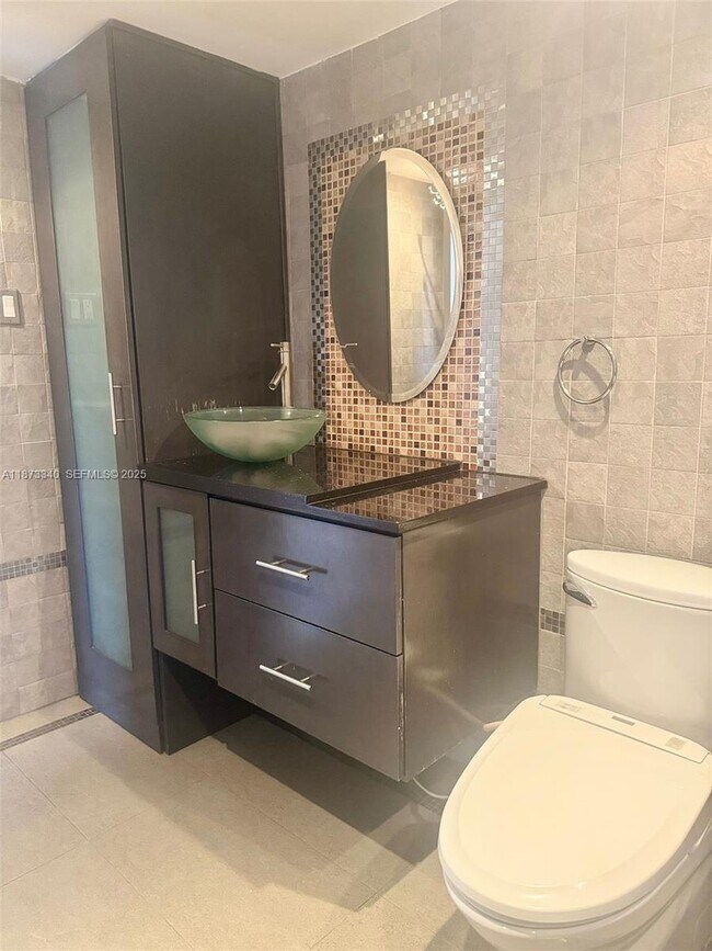 Building Photo - 2777 NE 165th Terrace