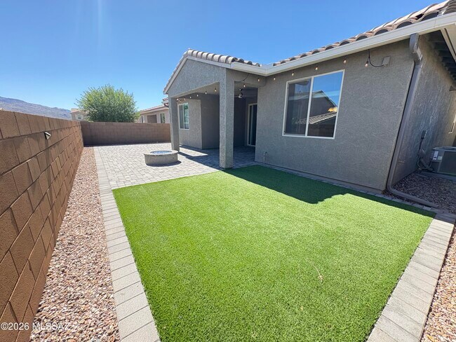 Building Photo - 10237 E Iron Horse Trail
