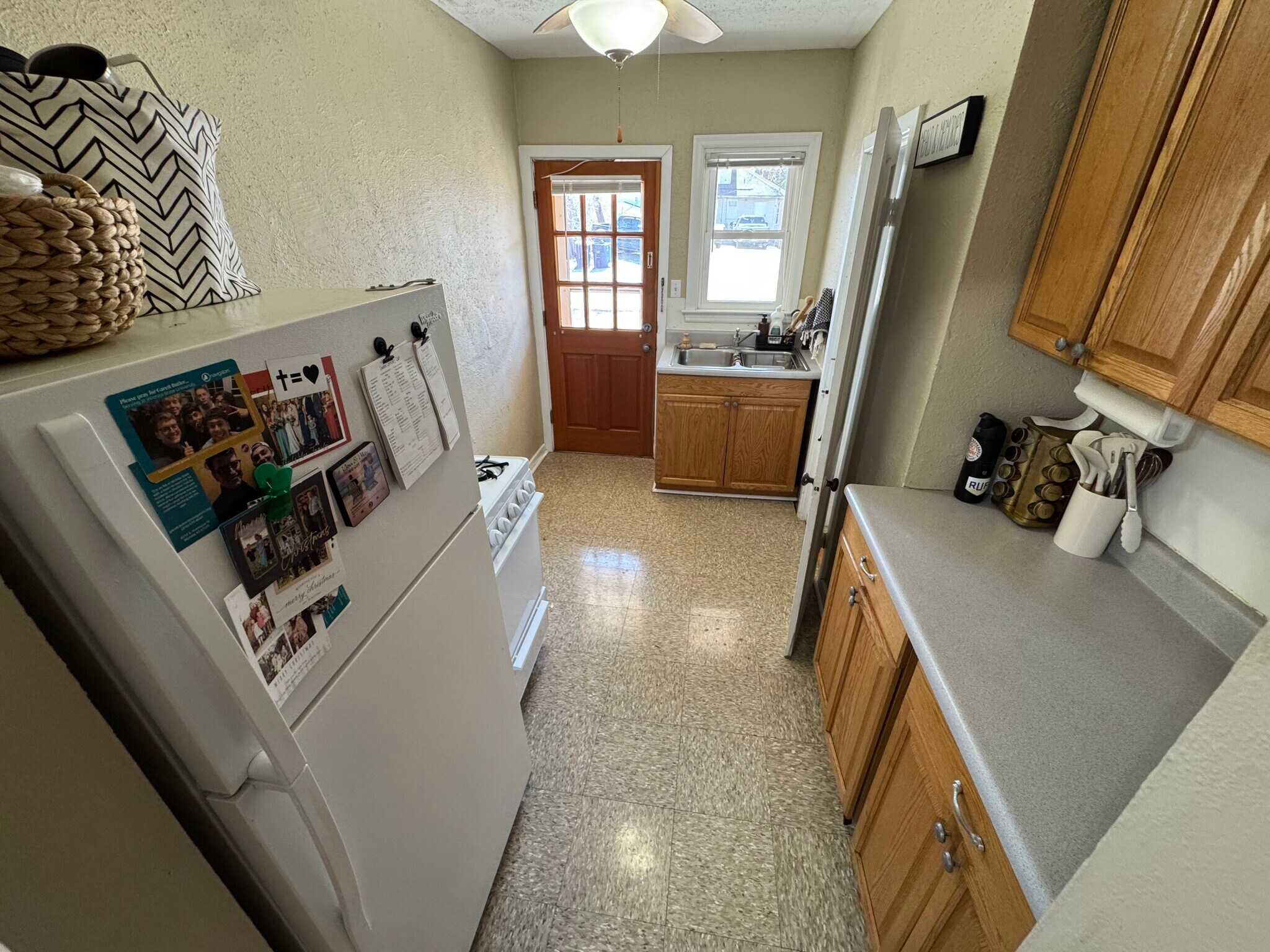 Building Photo - 1011 Fremont St