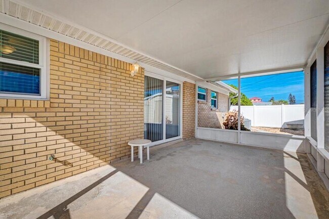 Building Photo - 3 Edmond Ct