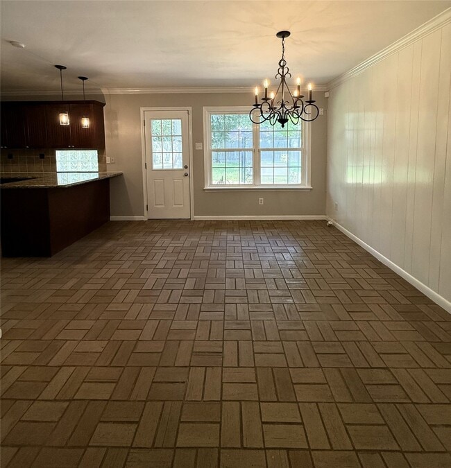 Building Photo - 9646 Meadowglen Ln