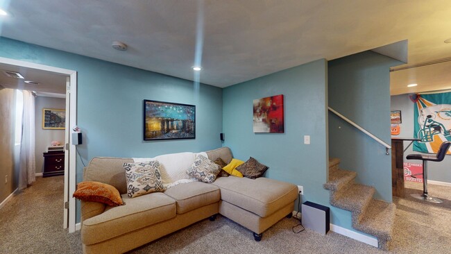 Building Photo - 2716 Stone Valley Dr