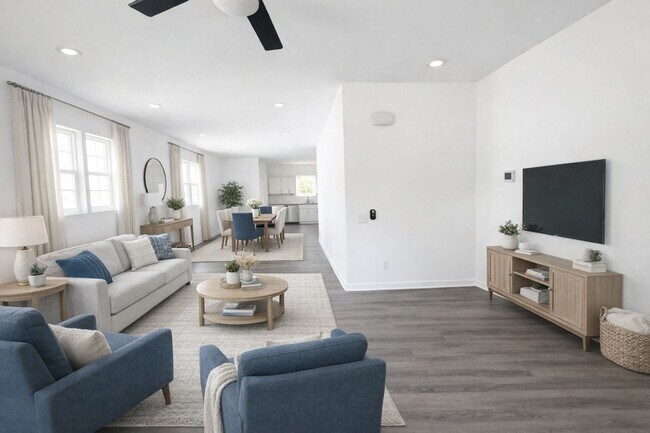 Building Photo - !! SPECIAL HALF OFF SECOND MONTH'S RENT!!! Updated 3BR 2BA  Home w/ Renovated Kitchen near Downto...