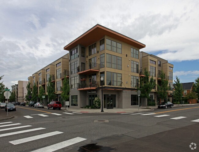 Primary Photo - Beranger Condominiums