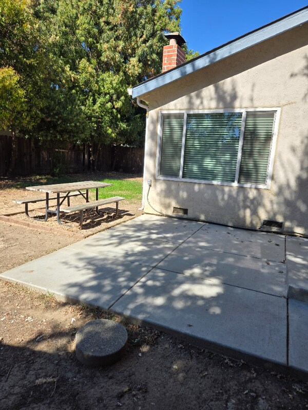Building Photo - 101 Longview Dr
