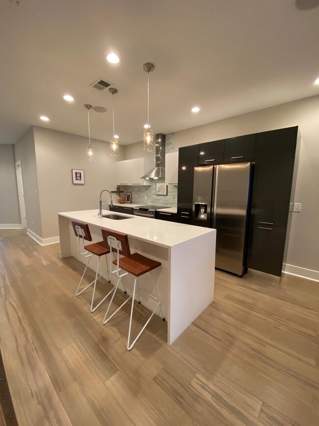Building Photo - 3015 Warder St NW