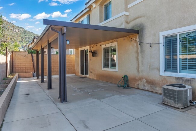 Building Photo - 15696 Pecan Ln