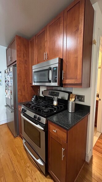 Building Photo - 1320 13th St NW