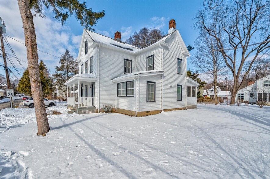 Building Photo - 6 Orchard St