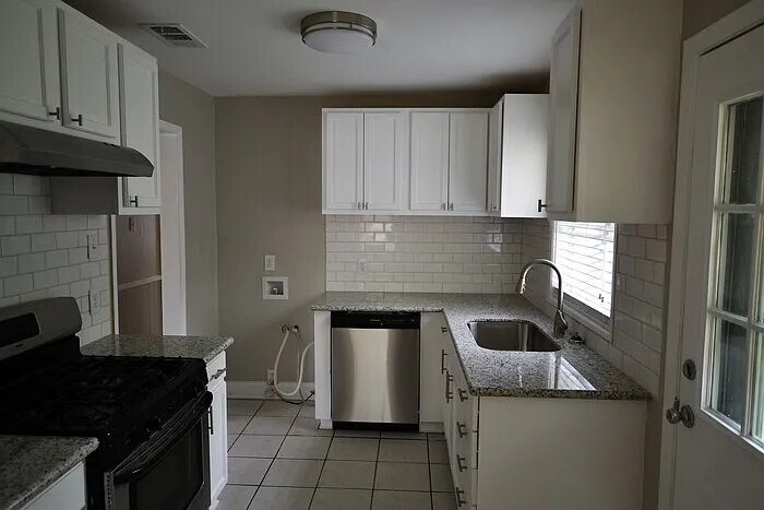 Building Photo - 3304 Grant St