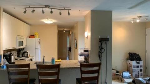 Building Photo - 1210 University Terrace