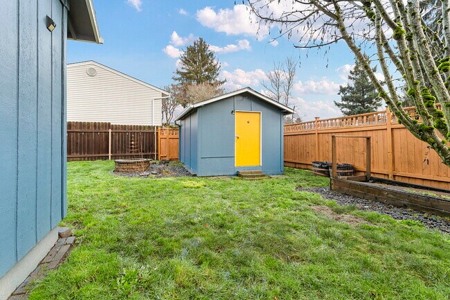 Building Photo - 12318 SE 67th Ct
