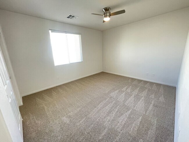 Building Photo - 12056 La Palmera Ave
