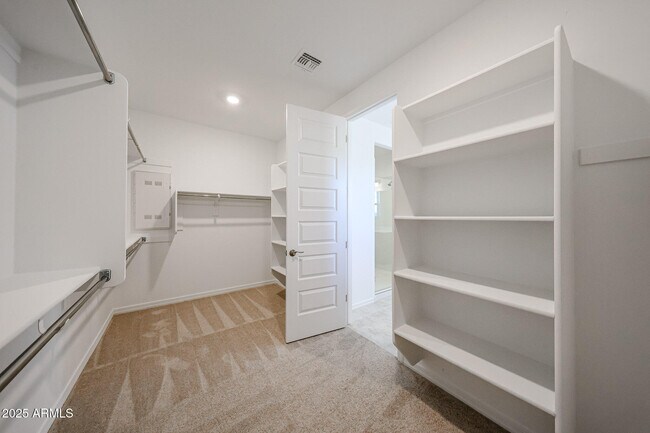 Building Photo - 25109 N 75th Ln