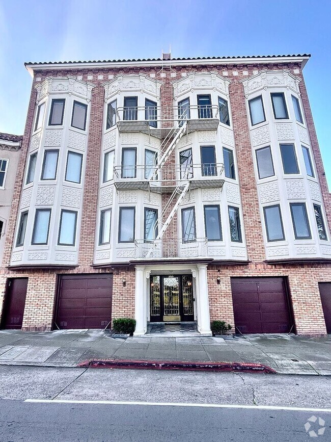 Building Photo - Beautiful 1 Bedroom located in one of San ...