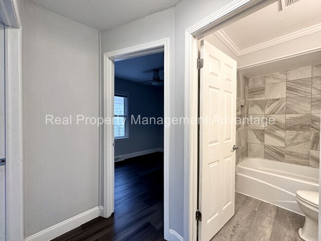 Building Photo - No Deposit Required! Beautifully Updated 3...