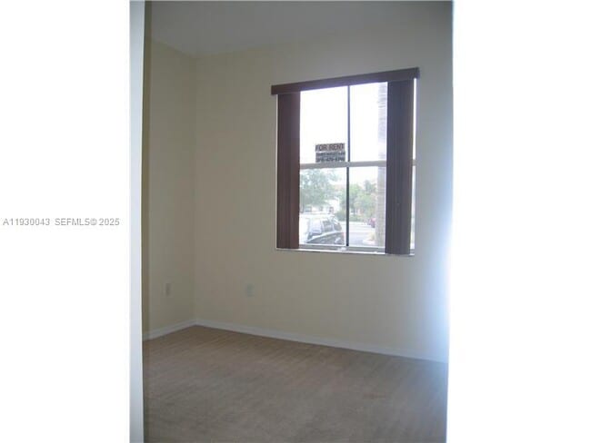 Building Photo - 2271 NE 42nd Cir