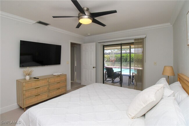 Building Photo - 213 Bay Meadows Dr