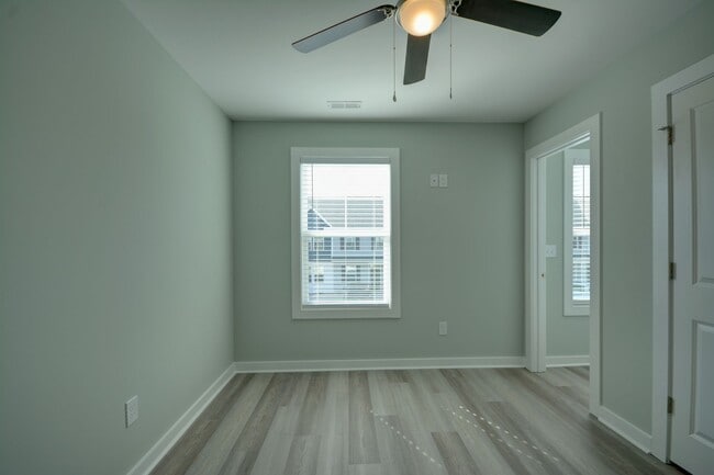 Building Photo - Sneads Ferry, Beachside Village Townhome! ...
