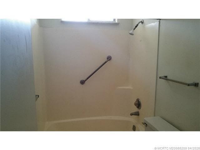 Building Photo - 1510 NE 12th Terrace