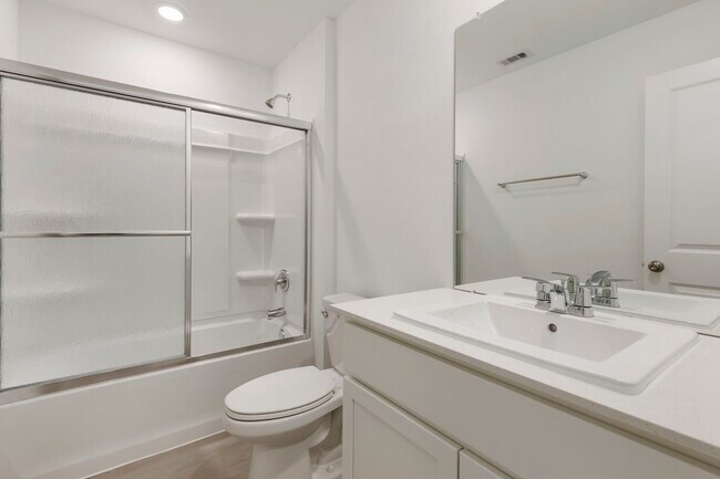 Building Photo - 490 Southern Magnolia Wy