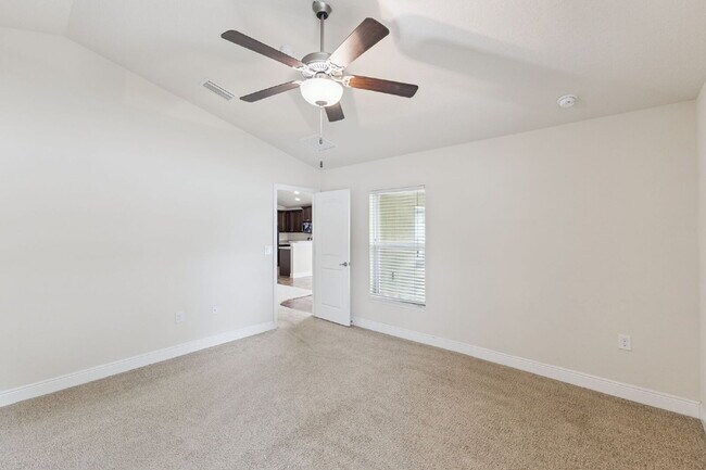 Building Photo - 458 Macon Dr