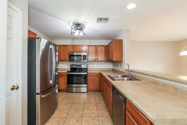 Building Photo - 22553 W Desert Bloom St