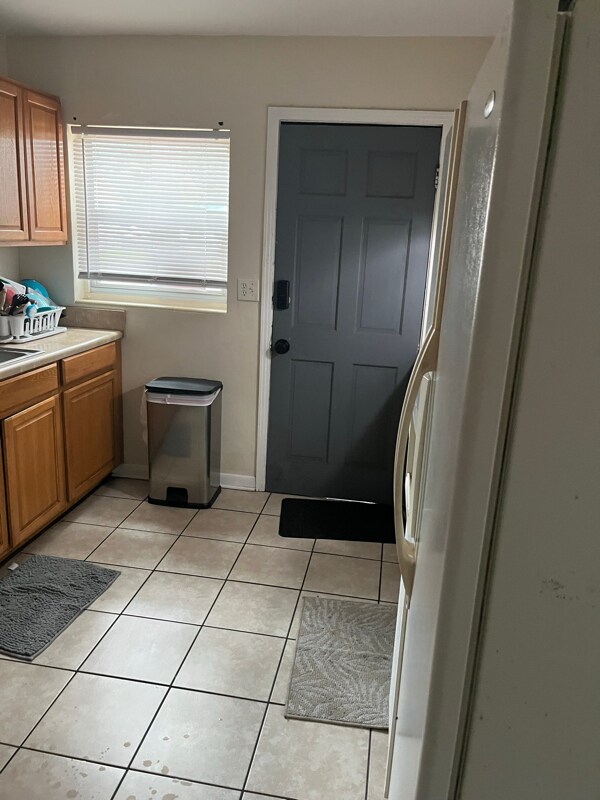 Building Photo - 4586 Park St