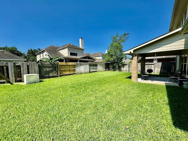 Building Photo - 17227 Bedford Pass Dr