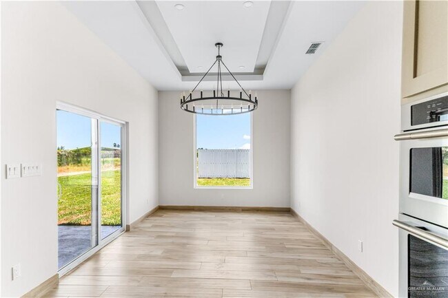 Building Photo - 1200 Arechiga Dr