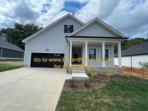 Building Photo - Portland - 3 Bedroom, 2 Baths