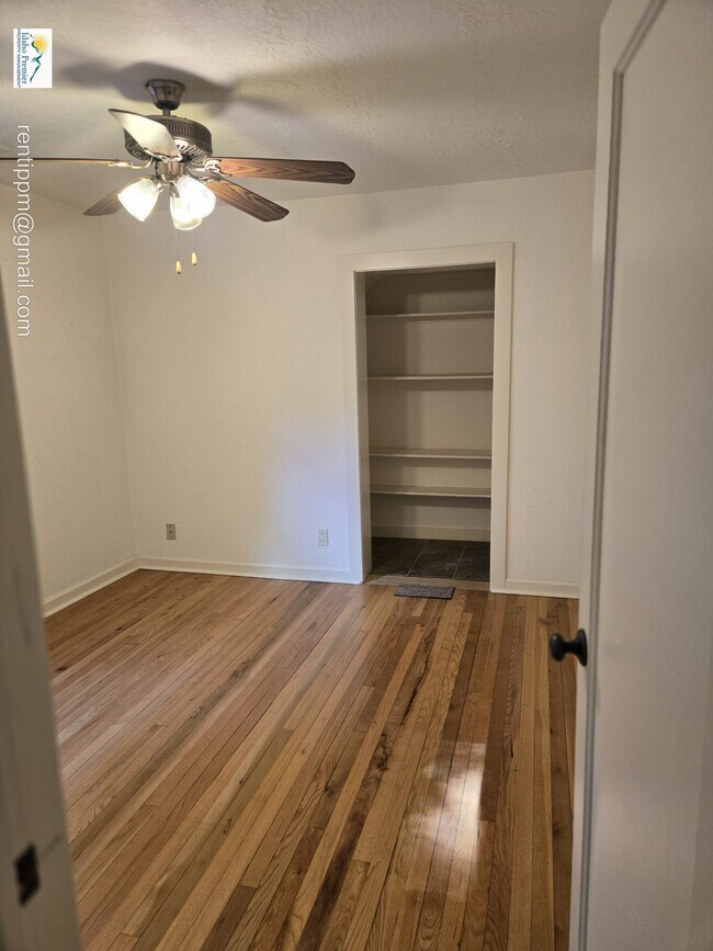 Building Photo - 1919 N 31st St