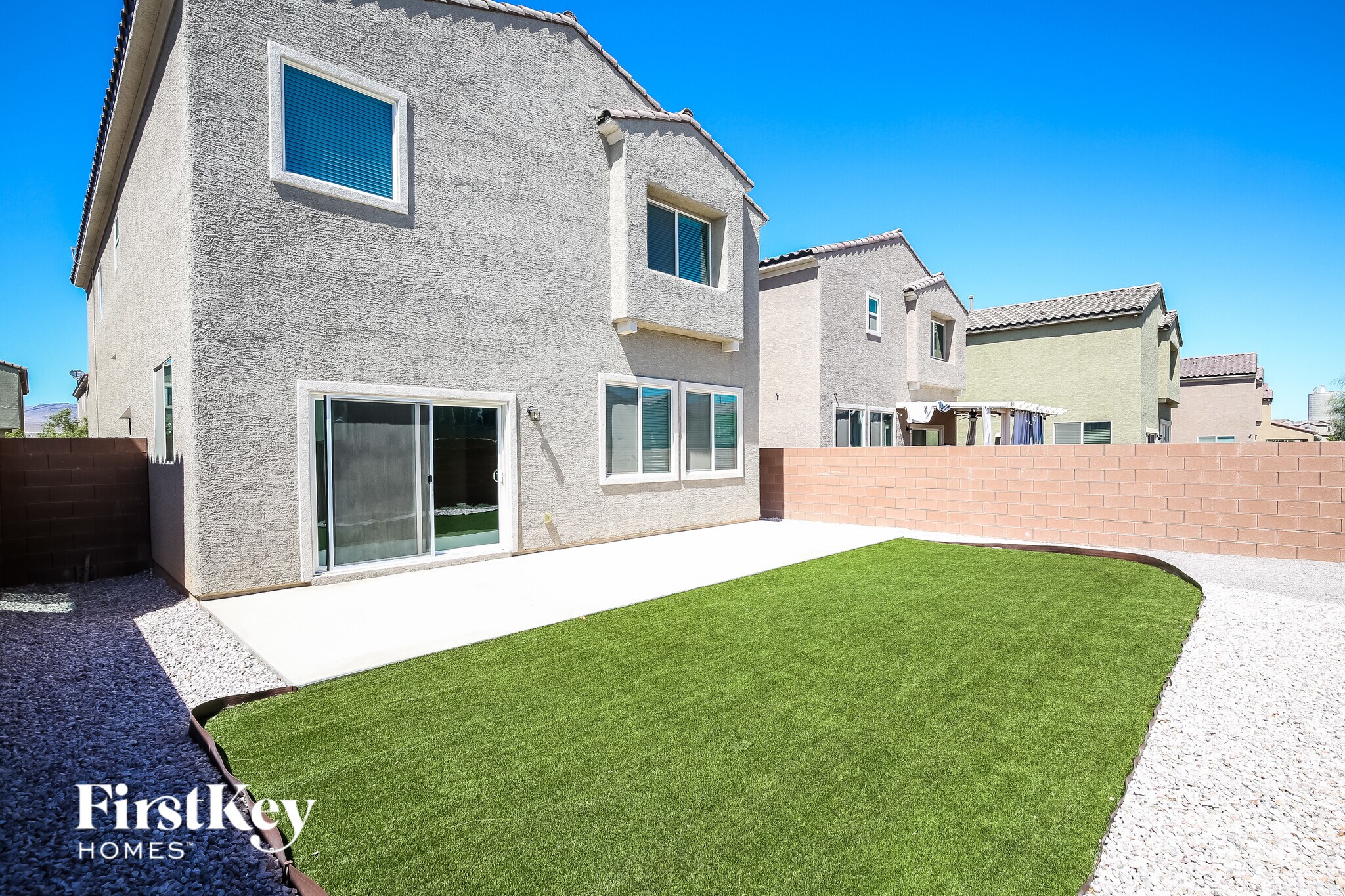 Building Photo - 4551 E Wyncrest Ave