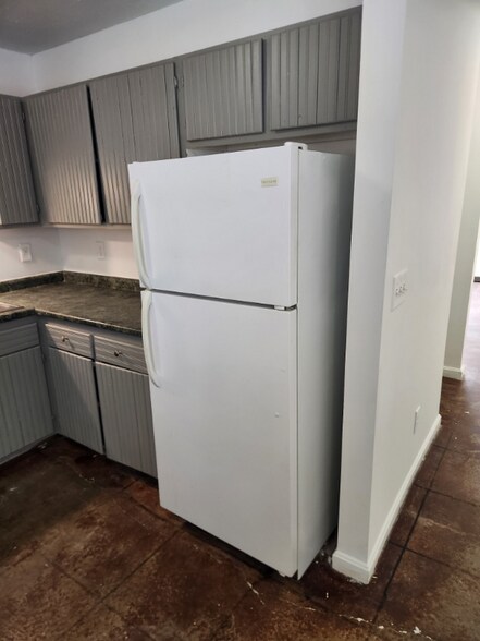 Building Photo - 280 Pearl St