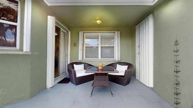 Building Photo - 12567 SW 121st Ave