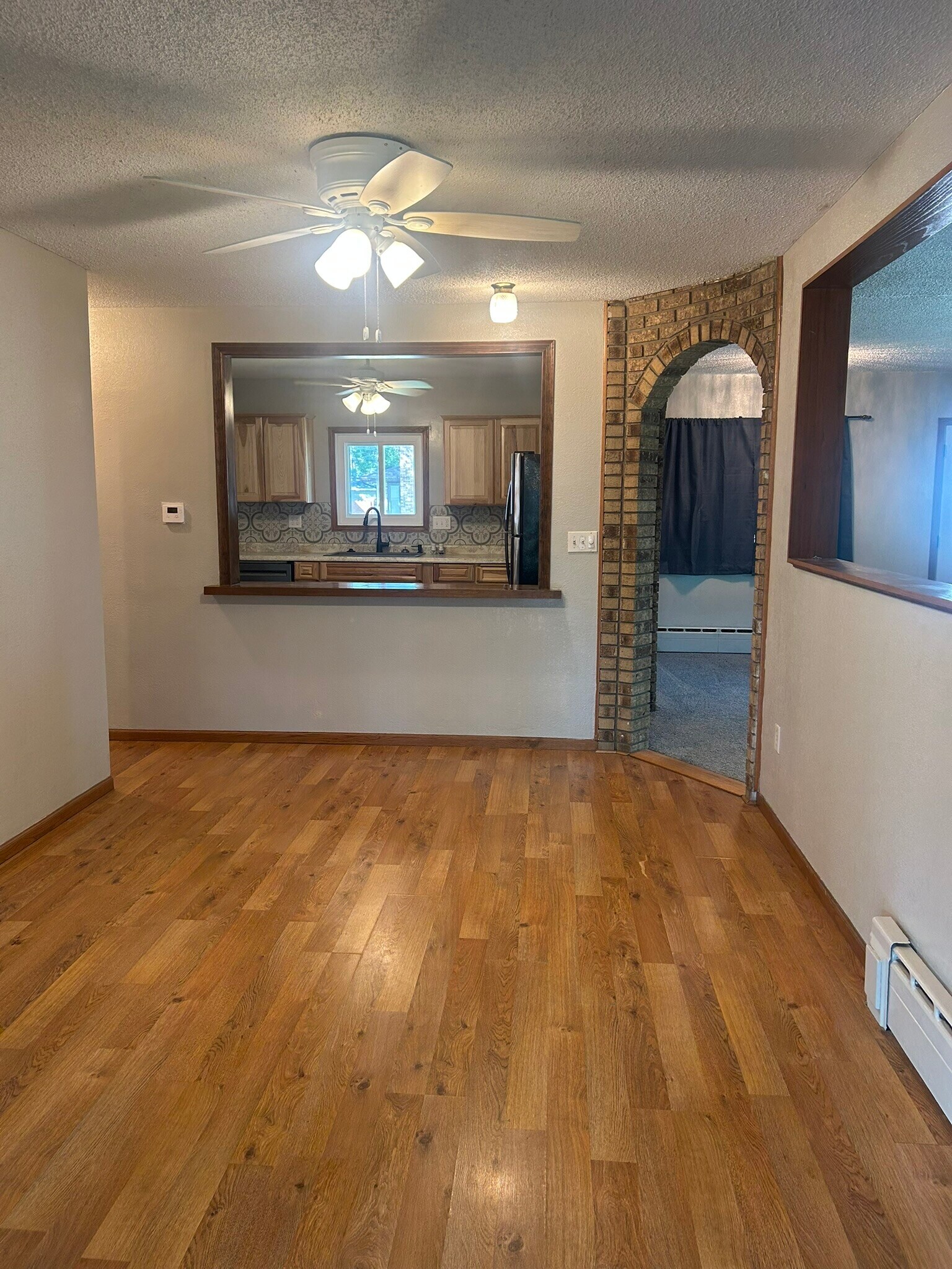 Building Photo - 709 15th St W