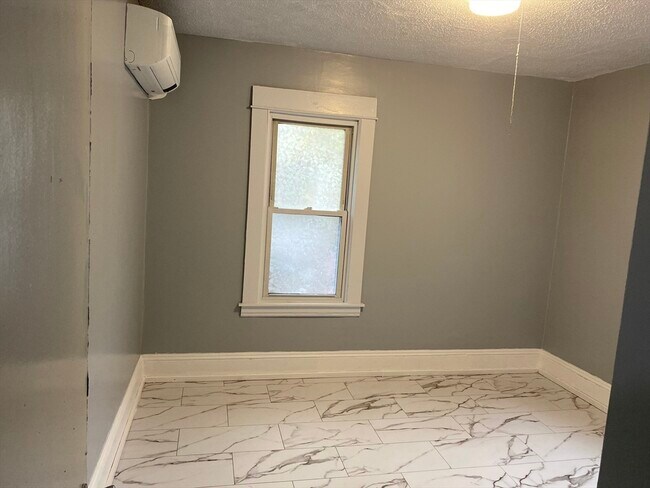 Building Photo - 249 Commonwealth Ave