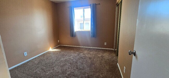 Building Photo - uccdob