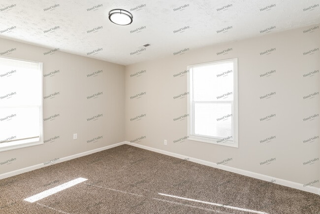 Building Photo - 1310 N Indian Ln