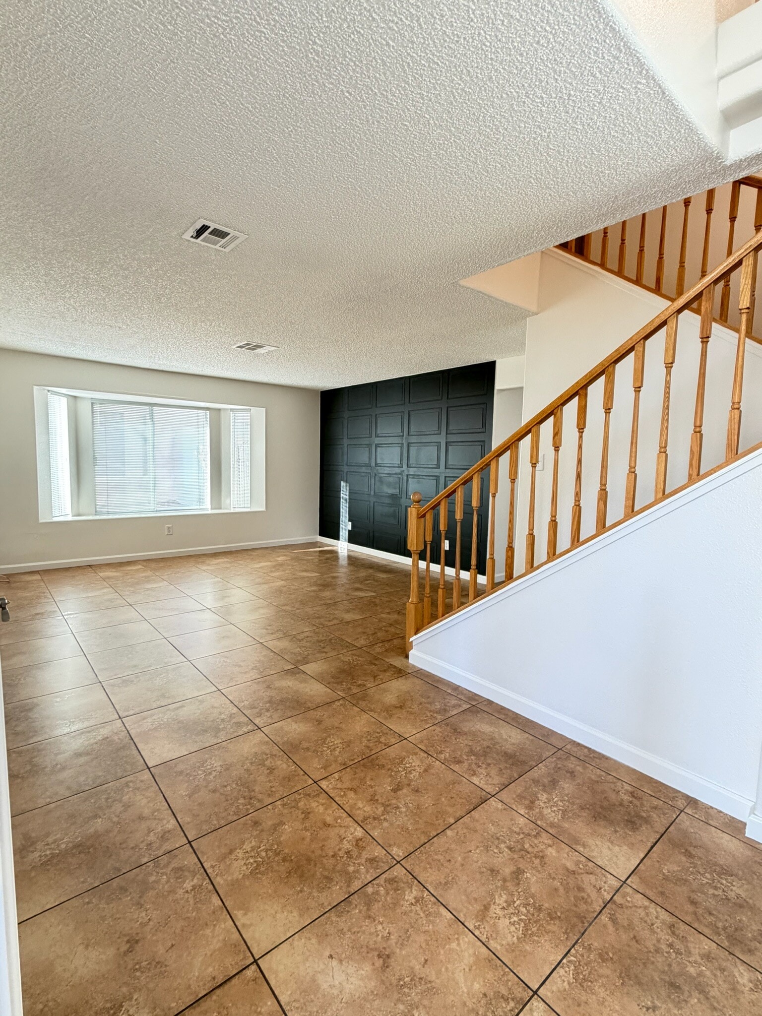 Building Photo - 3380 Stacey Lyn Dr